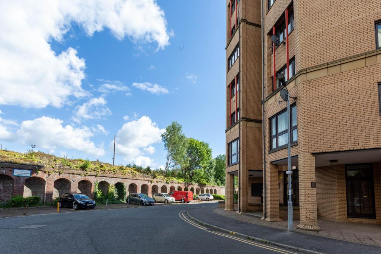 Stunning 1 Bed Merchant City Apartment With Parking Glasgow Zewnętrze zdjęcie