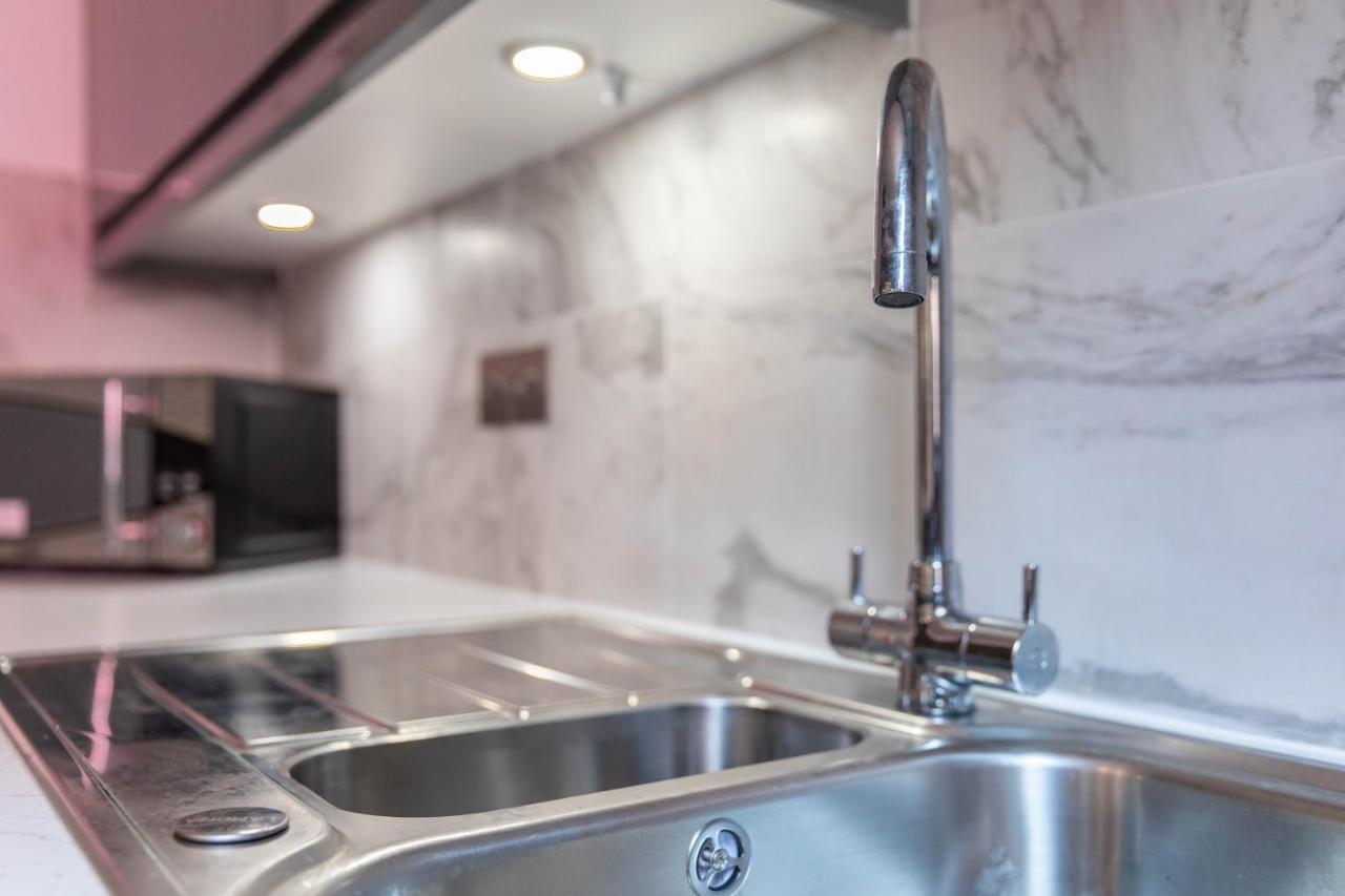 Stunning 1 Bed Merchant City Apartment With Parking Glasgow Zewnętrze zdjęcie
